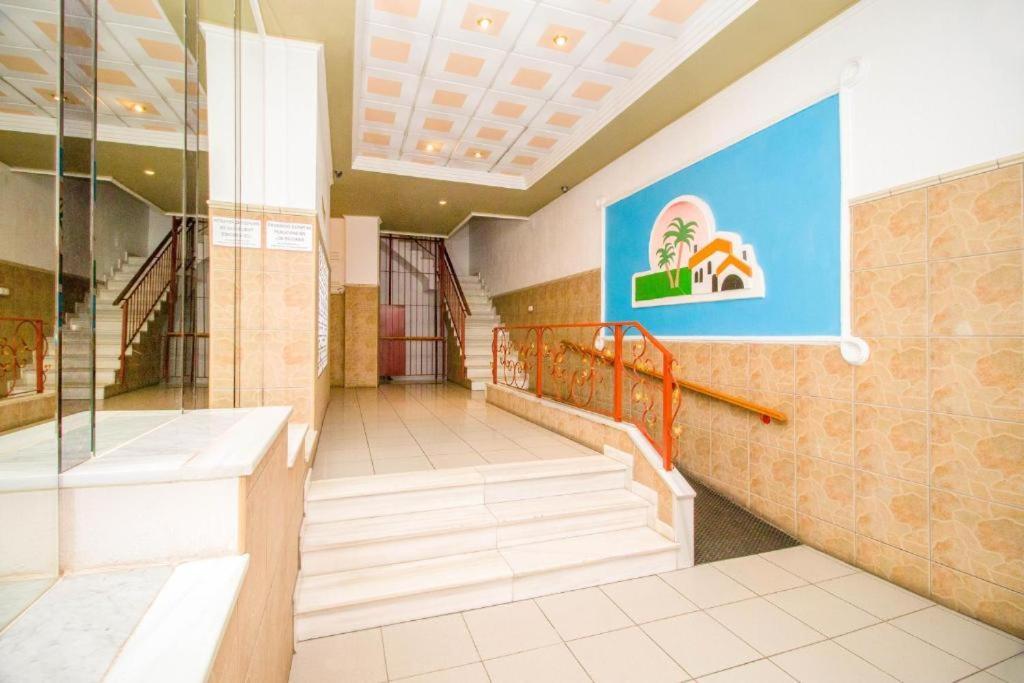 Angelina Apartamento Torrevieja Exterior foto