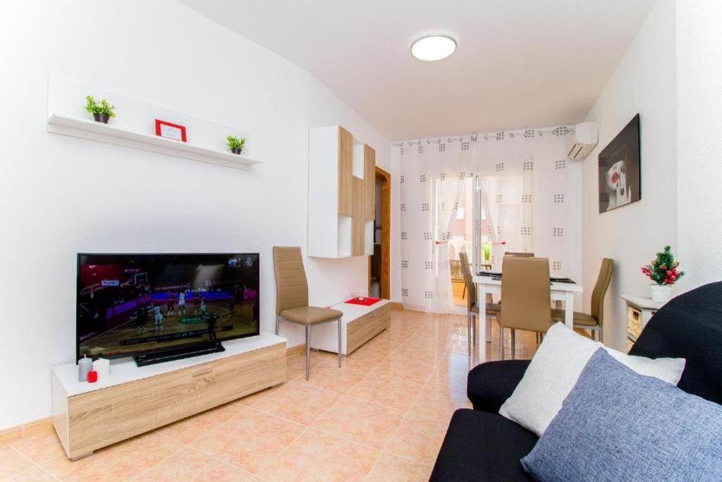 Angelina Apartamento Torrevieja Exterior foto